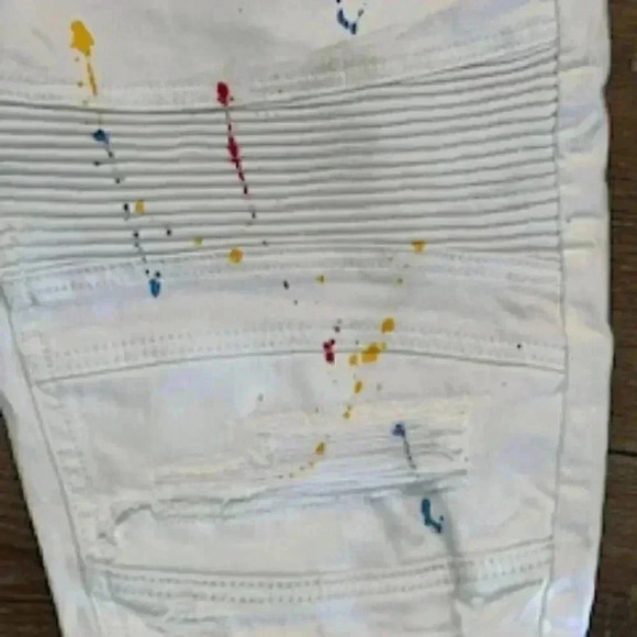 Makobi‎ Distressed Paint Splatter White Denim Jean Shorts Mens Sz 30 EUC - Picture 3 of 11